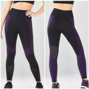 Fabletics X Demi Lovato Seamless leggings